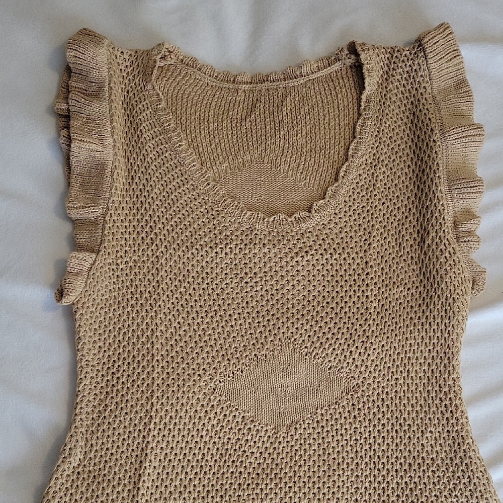 Knit Dress with Ruffles - Picture 3 of 6
